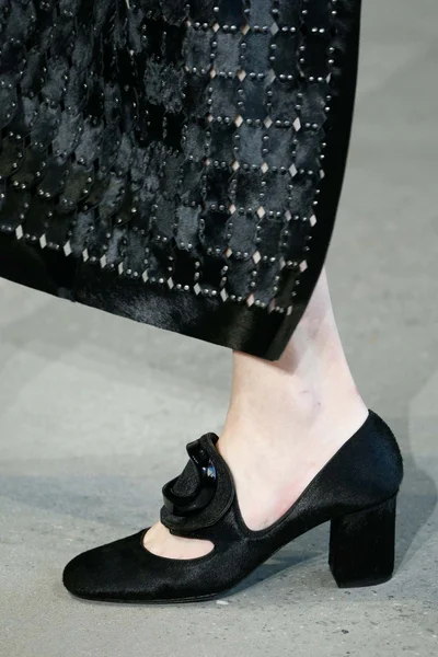 Look 75